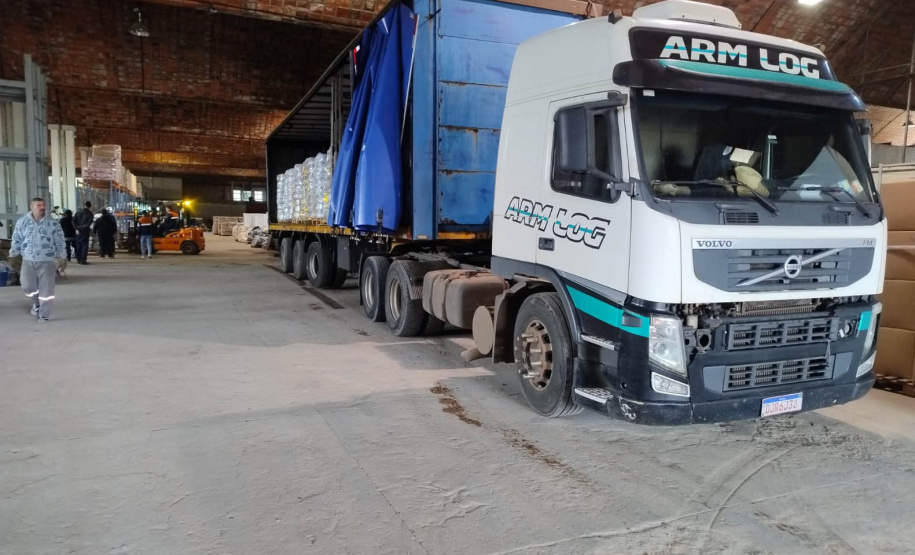 Materiais adquiridos por meio de doação do TCE para atender às vítimas do RS começam a ser entregues