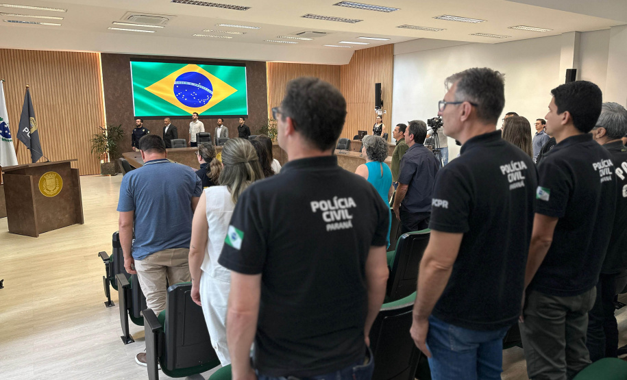 PCPR homenageia servidores com medalhas de serviço policial no Sudoeste