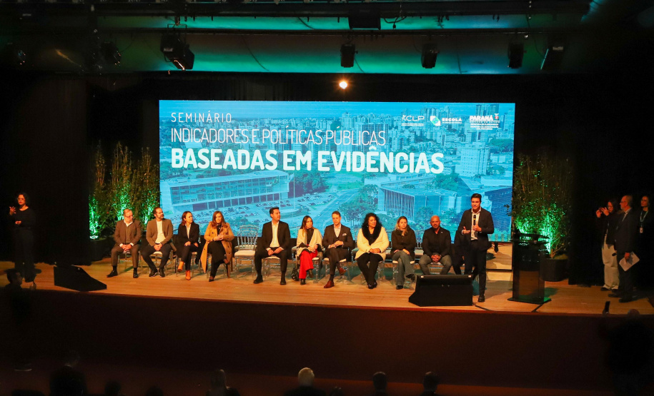Seminário sobre indicadores e políticas públicas baseadas em evidências