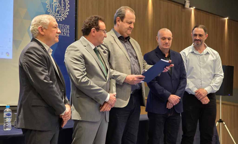 Governo renova cooperação voltada para a formação de profissionais de engenharia, agronomia e geociências no Paraná