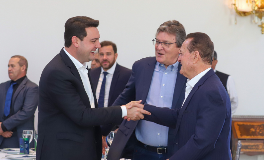 EMPRESÁRIOS