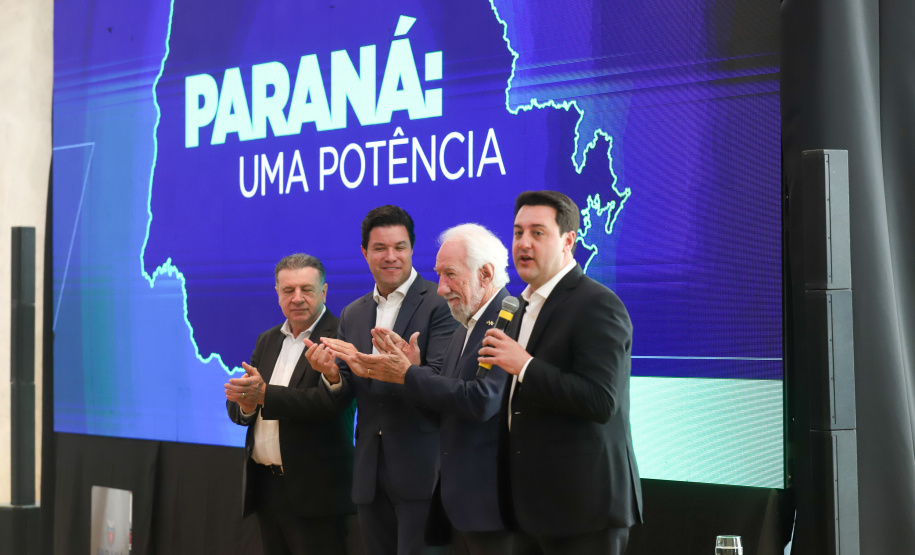EMPRESÁRIOS