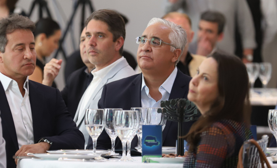 EMPRESÁRIOS