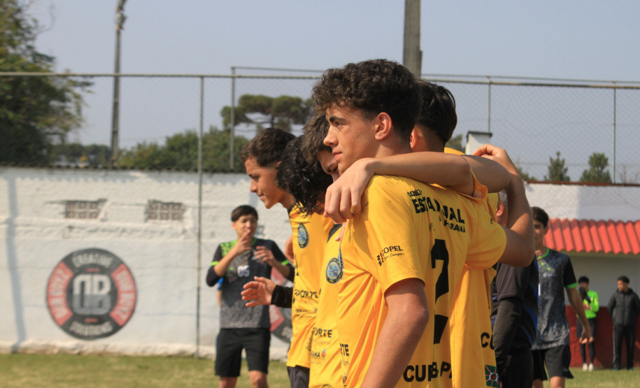 Fase Regional dos Jogos Escolares Bom de Bola foi concluída em Curitiba: confira os resultados