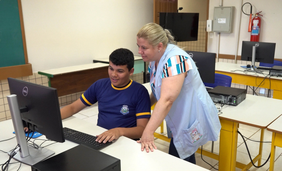 Olimpíada de Eficiência Energética visita escolas no Paraná