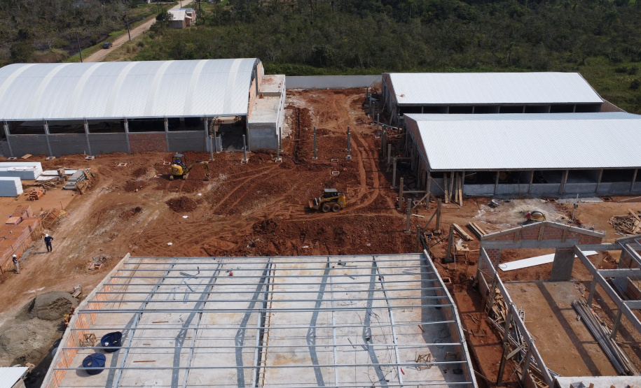 Unidade Nova Escolar Deputado Aníbal Khury está com 65% das obras executadas