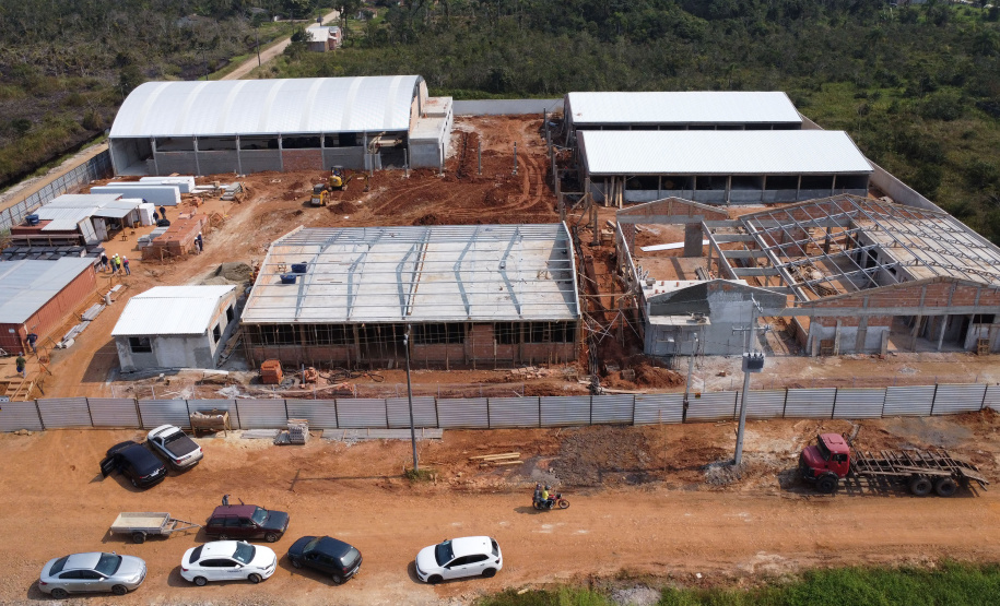 Unidade Nova Escolar Deputado Aníbal Khury está com 65% das obras executadas