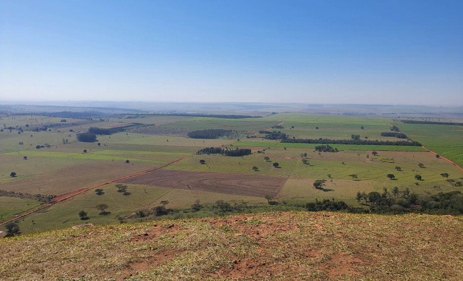 IAT e Incra formalizam parceria para regularizar assentamentos de reforma agrária no Paraná