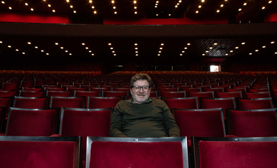 Quatro teatros em um: conheça os auditórios que compõem o complexo do Guaíra