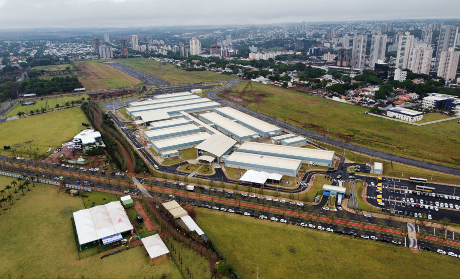 O governador Carlos Massa Ratinho Junior inaugurou nesta segunda-feira (16) o Hospital da Criança Irmã Maria Calista, de Maringá, no Noroeste do Estado.
