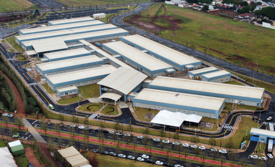 O governador Carlos Massa Ratinho Junior inaugurou nesta segunda-feira (16) o Hospital da Criança Irmã Maria Calista, de Maringá, no Noroeste do Estado.