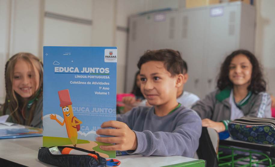 Dia Mundial da Alfabetização: Paraná celebra avanços no Ideb e sucesso do Programa Educa Juntos