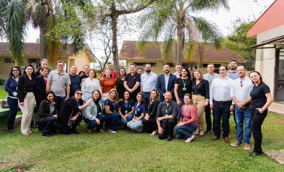 Em Irati, Educação lança projeto para o plantio de 40 mil mudas de árvores nativas