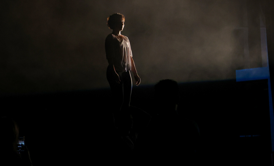 Coreografia Castelo do ballet Teatro Guaira