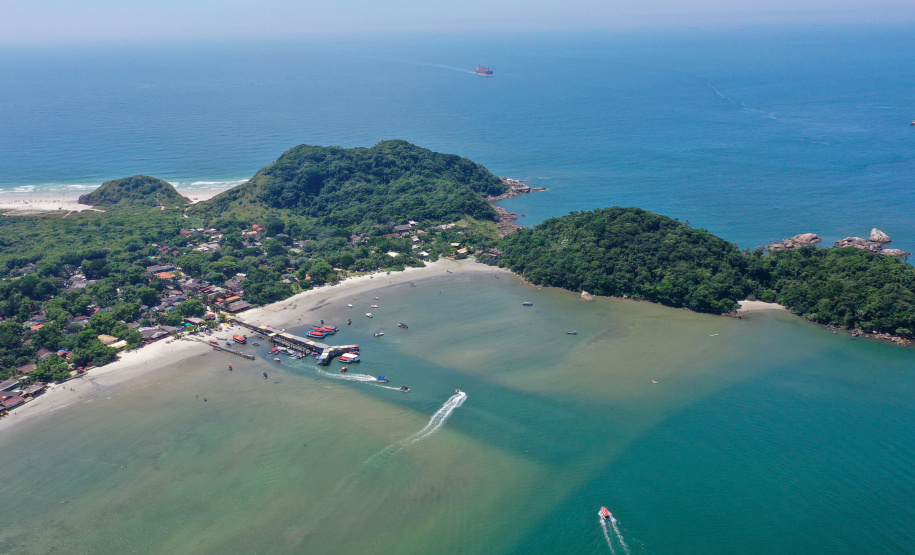 Ilha do Mel recebe medidores inteligentes com a Rede Elétrica Inteligente da Copel