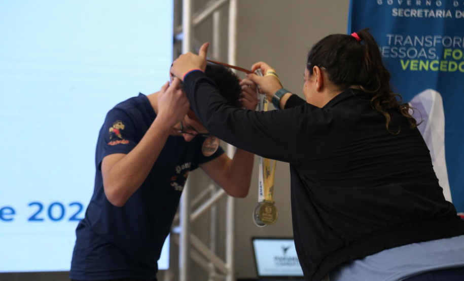 PARANÁ COMBATE - A principal competição de artes marciais do Estado começou no dia 11 e segue até este domingo (15). Foi quarta edição o evento
