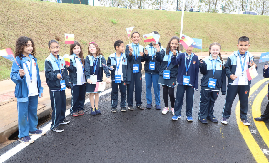O governador Carlos Massa Ratinho Junior inaugurou nesta segunda-feira (16) o Hospital da Criança Irmã Maria Calista, de Maringá, no Noroeste do Estado.