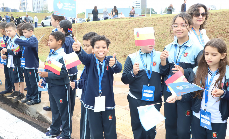 O governador Carlos Massa Ratinho Junior inaugurou nesta segunda-feira (16) o Hospital da Criança Irmã Maria Calista, de Maringá, no Noroeste do Estado.