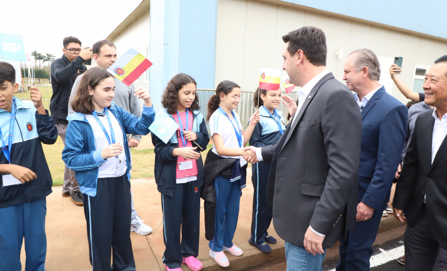 O governador Carlos Massa Ratinho Junior inaugurou nesta segunda-feira (16) o Hospital da Criança Irmã Maria Calista, de Maringá, no Noroeste do Estado.