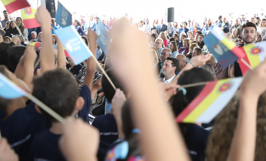 O governador Carlos Massa Ratinho Junior inaugurou nesta segunda-feira (16) o Hospital da Criança Irmã Maria Calista, de Maringá, no Noroeste do Estado.