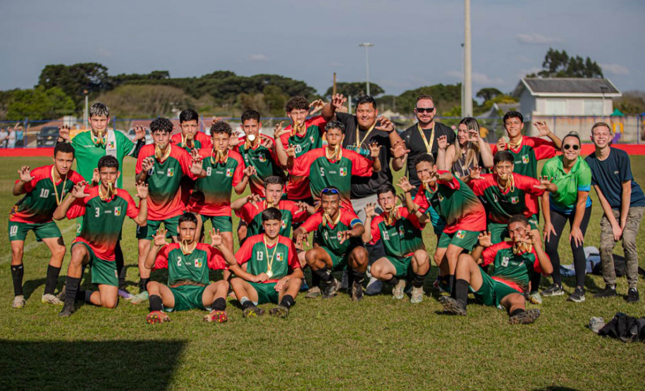 Conheça os finalistas dos Jogos Escolares Bom de Bola 2024 72 equipes participam da grande final em Pérola, de 10 a 15 de outubro