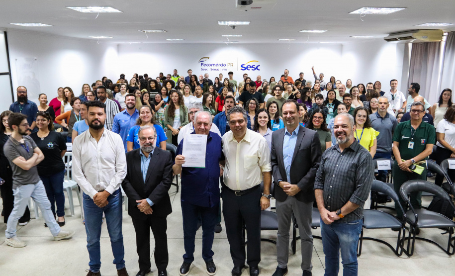 Solenidade que confirmou os compromissos do Paraná com a Rede Oceano Limpo.