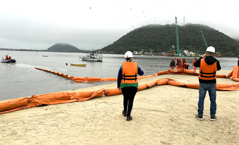 DER Treinamento emergência marítima