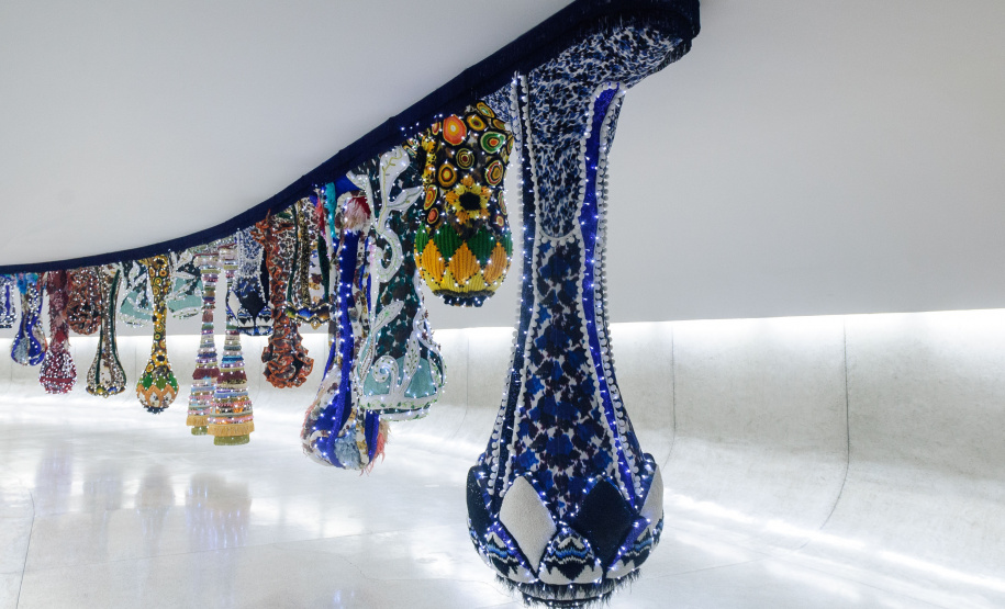 Últimos dias da exposição “Extravagâncias” de Joana Vasconcelos no MON