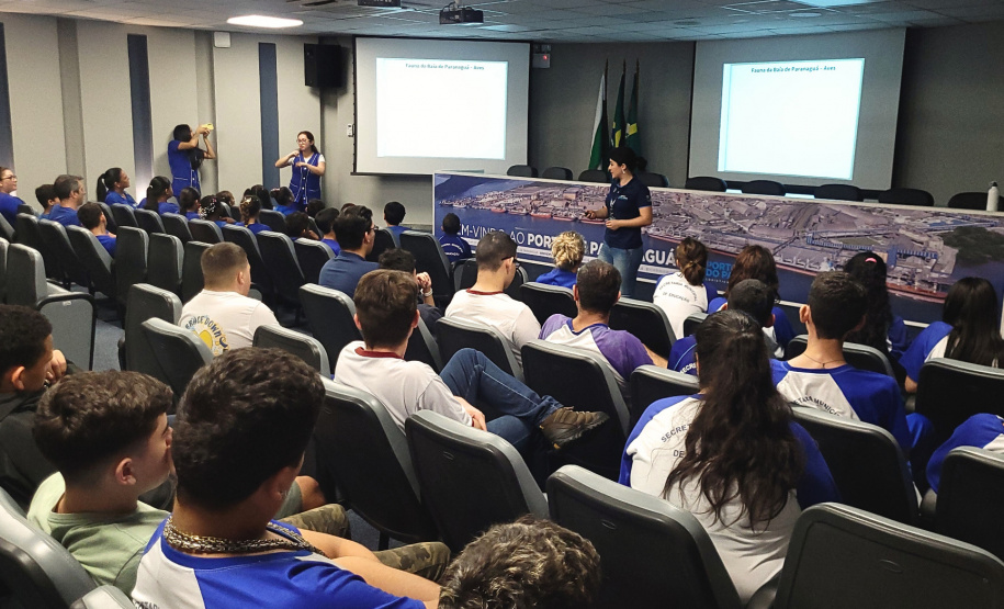 PORTO ESCOLA REALIZA VISITA INCLUSIVA