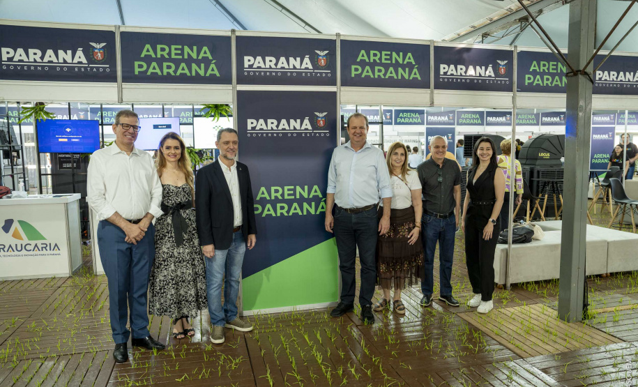 Pavilhão científico encanta visitantes e abre Paraná Faz Ciência na UEM
