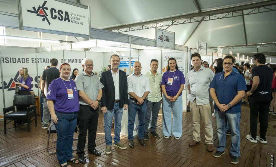 Pavilhão científico encanta visitantes e abre Paraná Faz Ciência na UEM