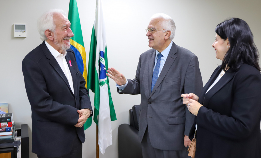 O vice-governador Darci Piana recebe nesta segunda-feira (21) o  embaixador do Chipre no Brasil, Vasilios Philippou