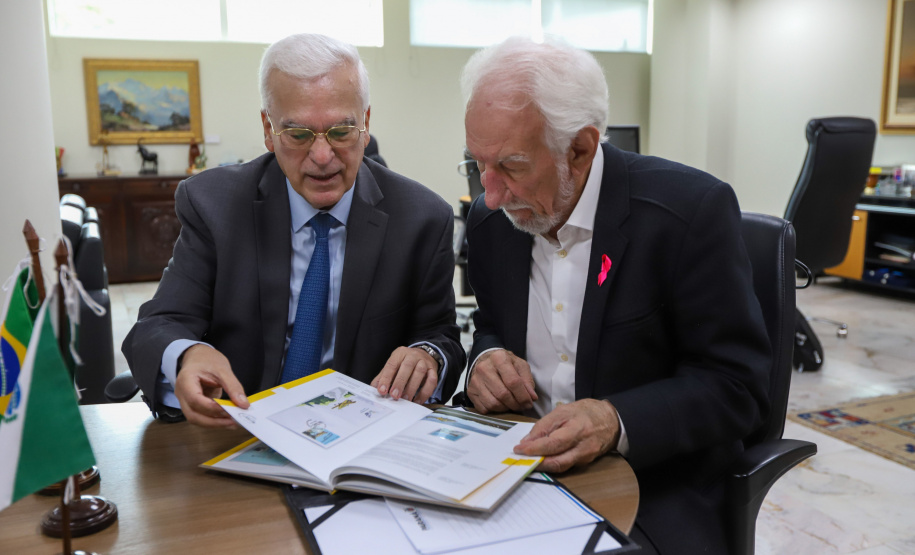 O vice-governador Darci Piana recebe nesta segunda-feira (21) o  embaixador do Chipre no Brasil, Vasilios Philippou