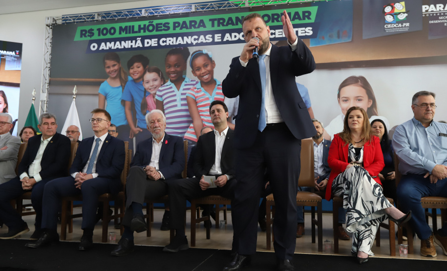 GOVERNADOR AUTORIZA EDITAL HISTÓRICO PARA REPASSE DE RECURSOS A PROJETOS QUE ATENDAM CRIANÇAS E ADOLESCENTES