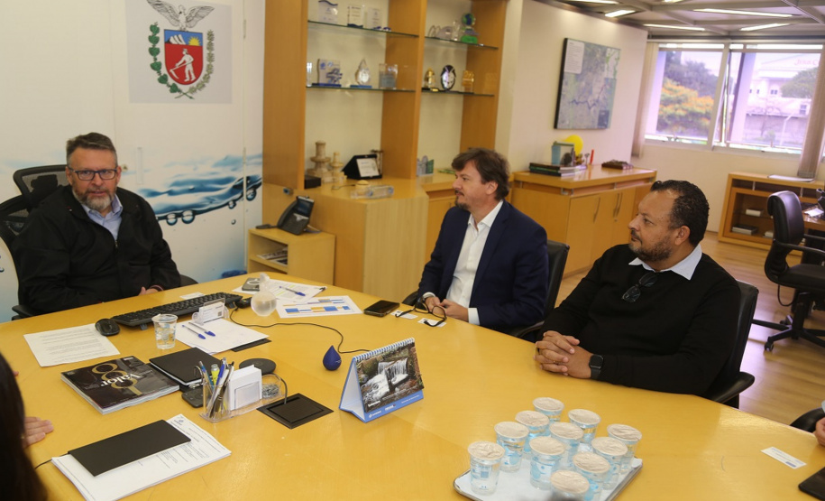 Profissionais da Copasa visitam Sanepar como modelo para soluções inovadoras