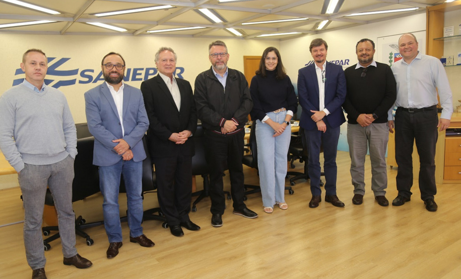 Profissionais da Copasa visitam Sanepar como modelo para soluções inovadoras