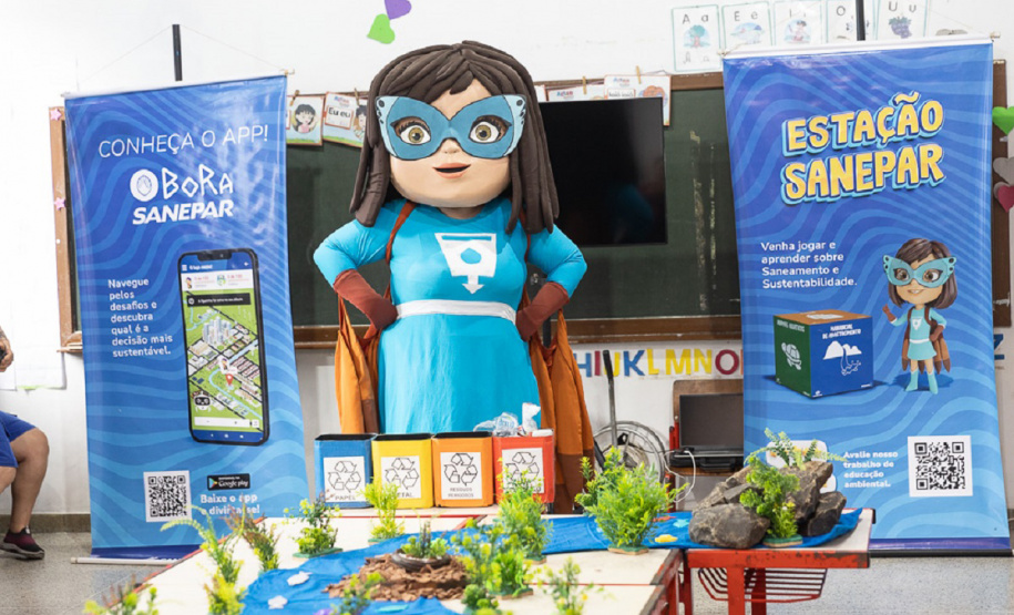 Escolas de Antonina participam de atividades de educação socioambiental da Sanepar