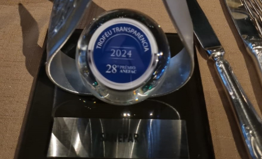 SANEPAR RECEBE TROFÉU Transparência Anefac