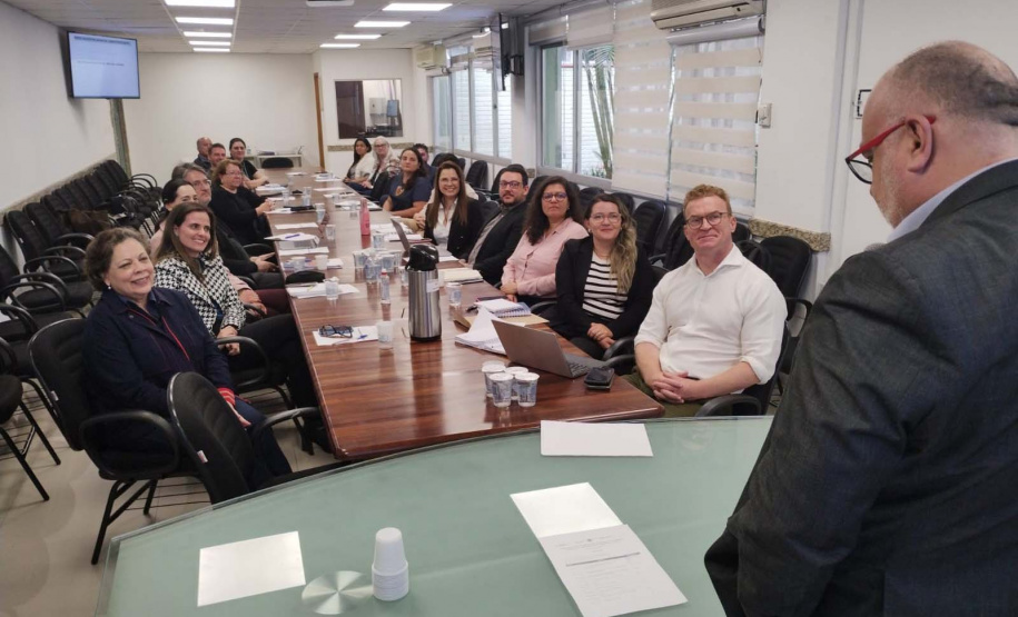 Lacen PR promove oficina para aprimoramento da vigilância laboratorial