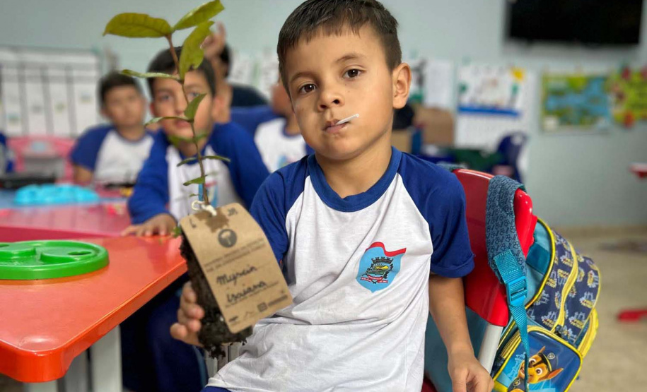 Portos do Paraná encerra outubro com atividades socioambientais no litoral do Estado