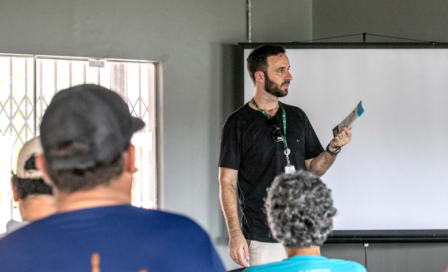 Portos do Paraná encerra outubro com atividades socioambientais no litoral do Estado