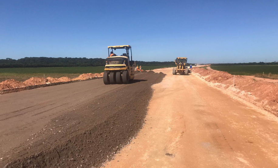 Orçamento de 2025 prevê aumento de 60% nos investimentos, com R$ 2,1 bilhões para obras