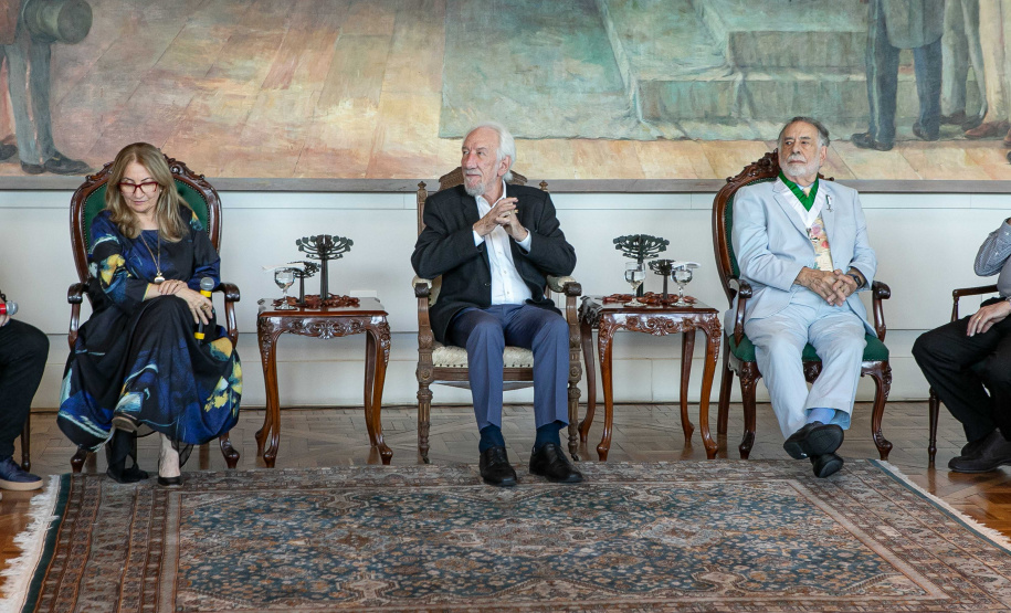 Durante a sua passagem por Curitiba nesta quinta-feira (31), o renomado cineasta norte-americano Francis Ford Coppola conheceu um pouco do trabalho realizado pela PrFilm Comission,