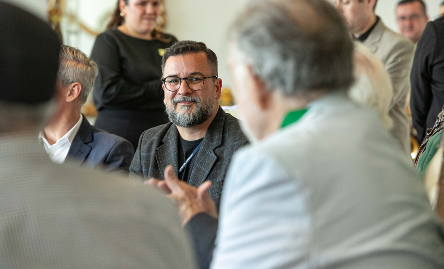 Durante a sua passagem por Curitiba nesta quinta-feira (31), o renomado cineasta norte-americano Francis Ford Coppola conheceu um pouco do trabalho realizado pela PrFilm Comission,