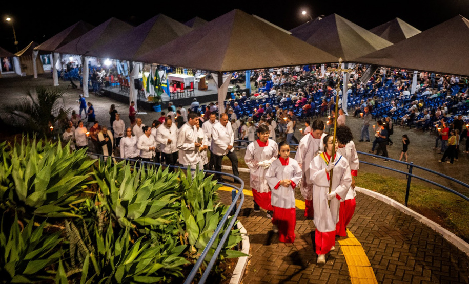 Dia da Padroeira do Brasil: eventos religiosos atraem milhares de turistas ao Paraná em outubro