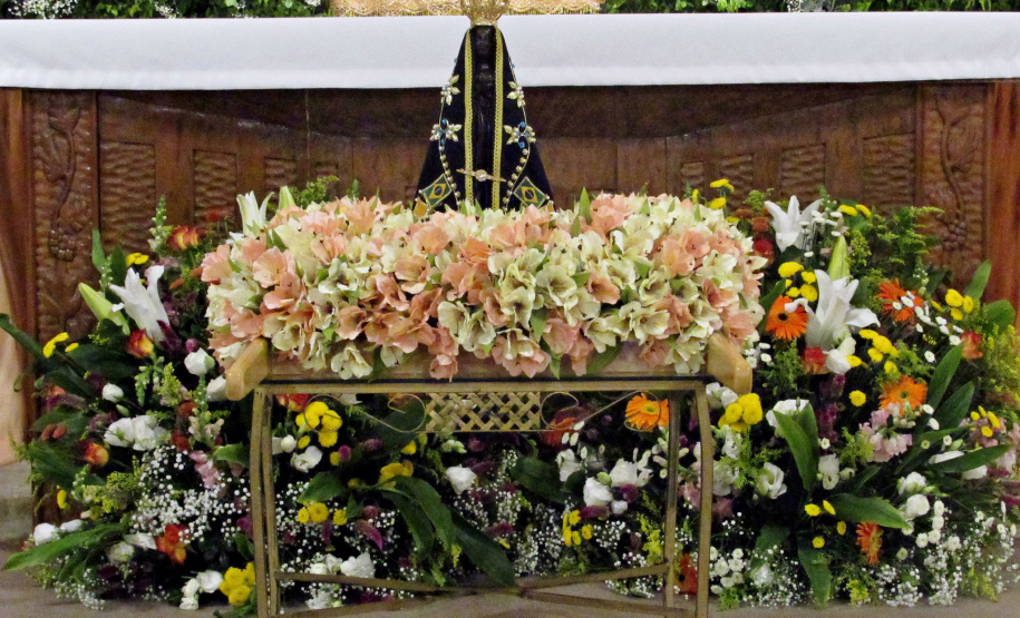 Dia da Padroeira do Brasil: eventos religiosos atraem milhares de turistas ao Paraná em outubro