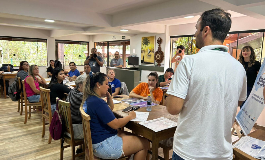 Portos do Paranáoferece aulas de inglês aos comerciantes para atenderem cruzeiristas