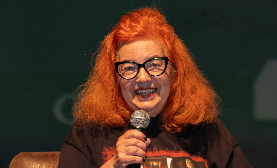 Diretor de "O Poderoso Chefão", Francis Ford Coppola lota Teatro Guaíra em aula de cinema