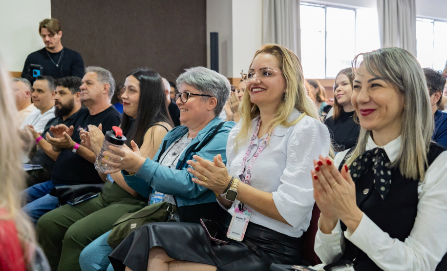 Seminário reúne 200 professores de robótica para encerramento da jornada educacional de 2024