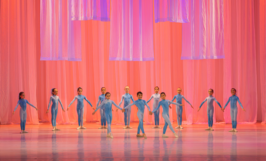 Escola de Dança Teatro Guaíra abre inscrições neste dia 17